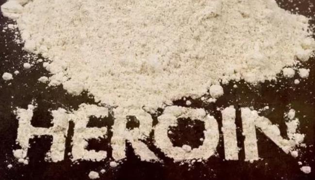 海洛因戒断症状是什么？吸海洛因有哪些危害？
